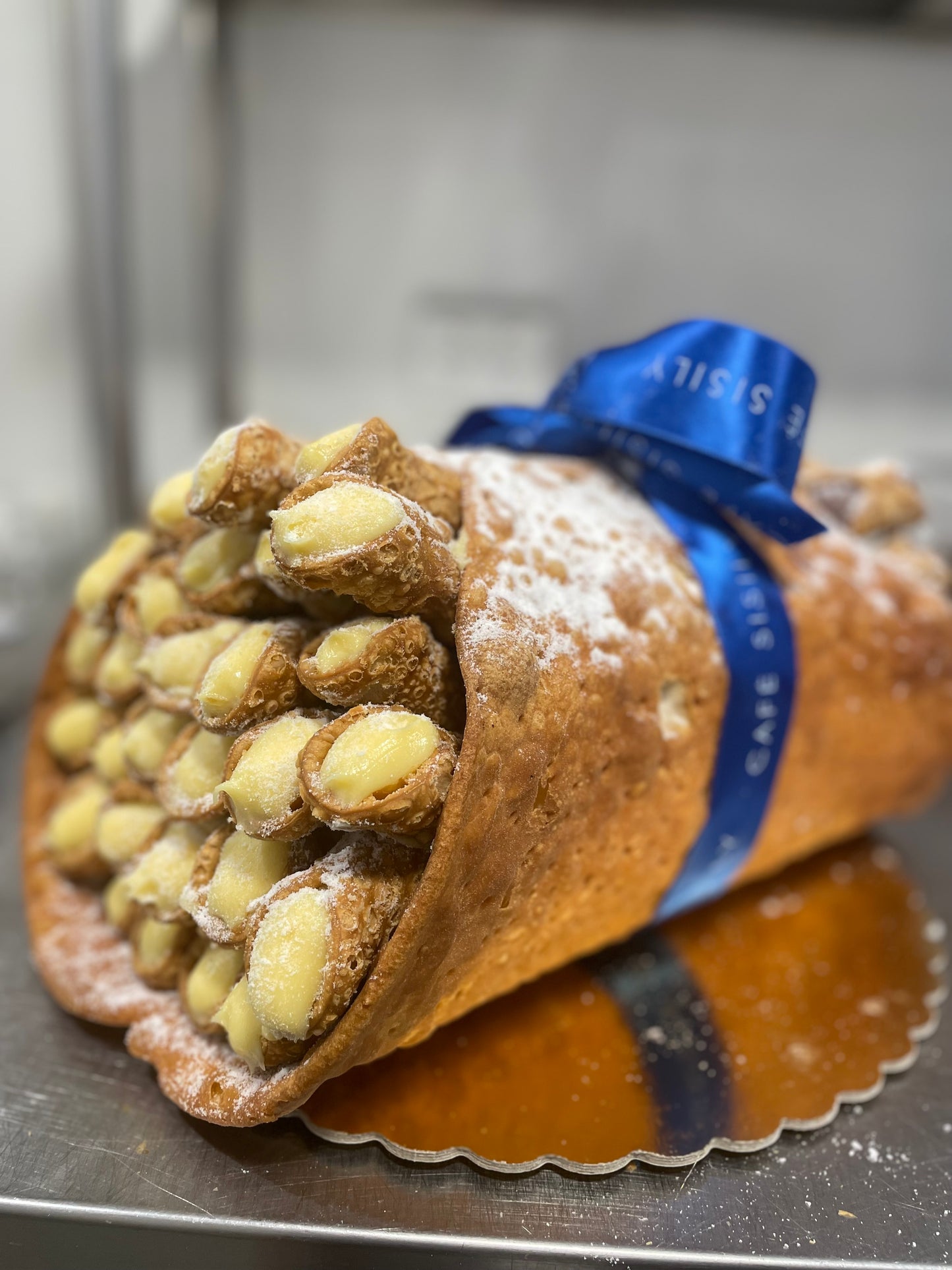 Cannoli Cake