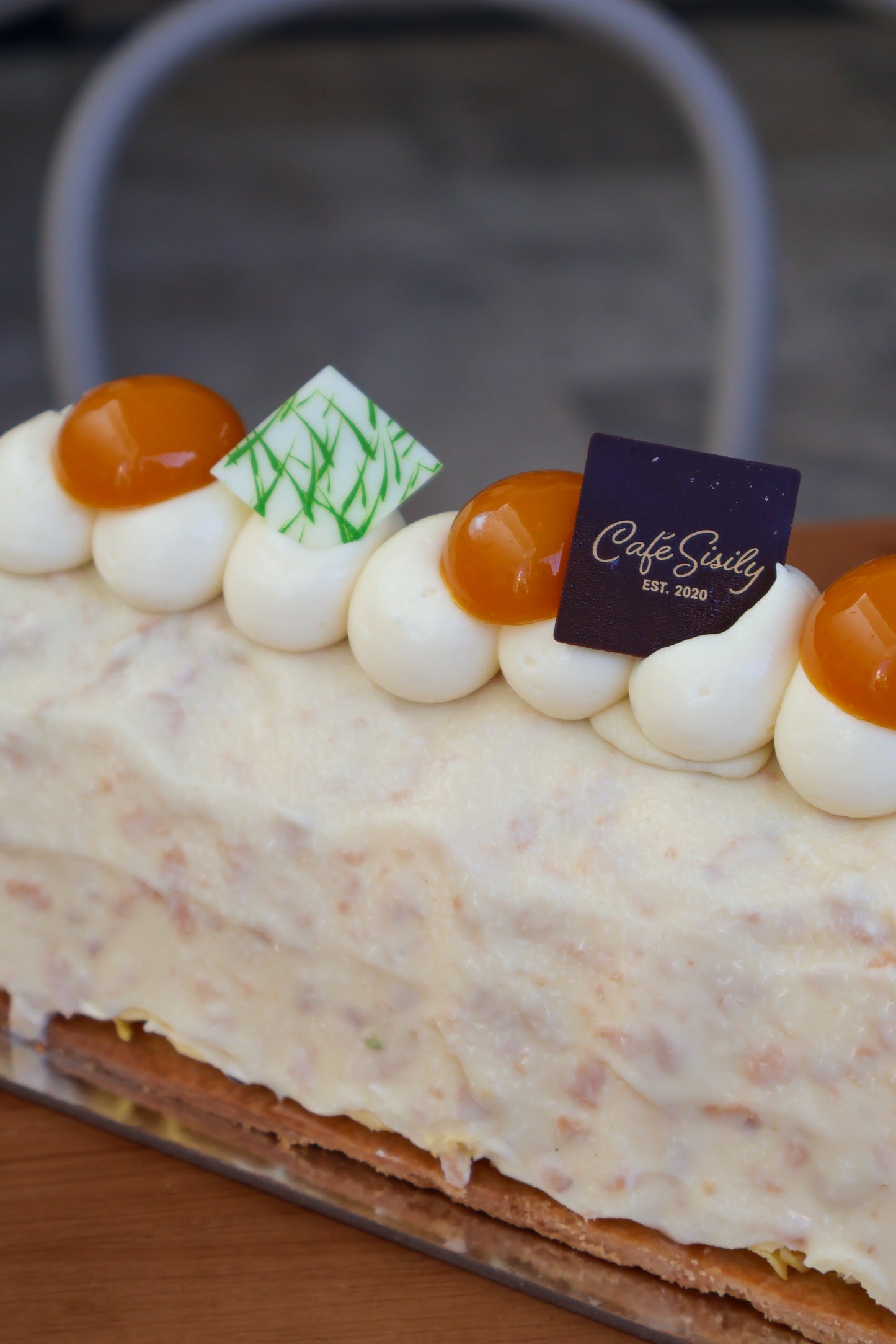 Mango Daisy Yule Log